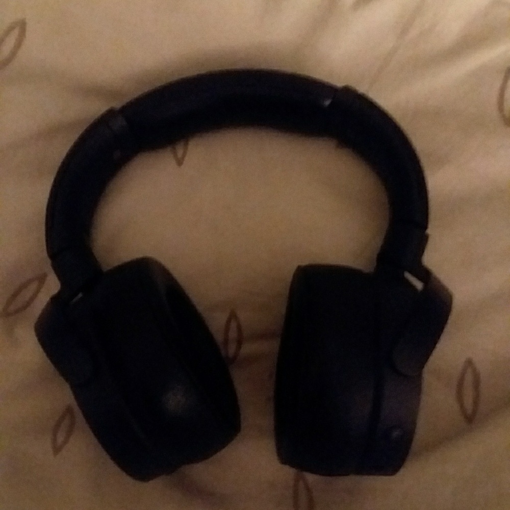 Sony wireless headphones